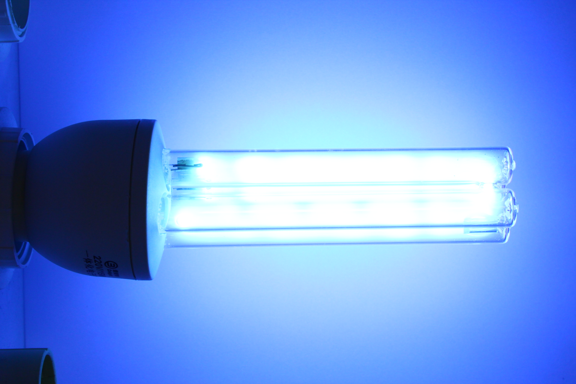 25w Lampe De StéRilisation Taux Anti-BactéRien Uvc 100% DéSinfectant Portable UV-C LED DéSinfecter La LumièRe LumièRe Mobile De StéRilisation Ampoules UV Lampe De DéSinfection E27 15w 