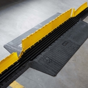 Defender 869300 AE 2F - Adaptateur MIDI 5 2D mâle vers MINI, adaptateur MIDI 5 2D femelle vers MINI