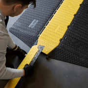 69300AE2M Defender - Adaptateur MIDI 5 2D mâle vers MINI, adaptateur MIDI 5 2D mâle vers MINI