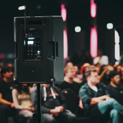 ANNY® 12 BPH B6 LD Systems - Enceinte autonome 12″ portable Bluetooth® sur batterie avec mixage et 1 serre tête sans fil