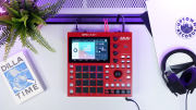 MPC-ONE+ AKAI PROFESSIONAL - 16 pads, 4 encodeurs, écran tactile, WiFi, Bluetooth, 16 Go