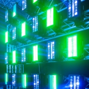 NUKE2 BeamZ Pro – Blinder et Stroboscape motorisé 960W