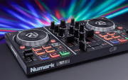 Contrôleur DJ Numark PartyMix 2 voies 8 pds Carte son