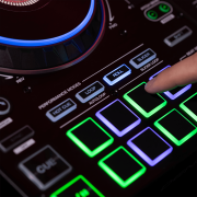 Contrôleur DJ USB DENON Prime4 4 voies tactile 10''