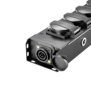 Distributeur de courant 6 prises certifiées IP54 entrée et sortie d'alimentation noires et jaunes