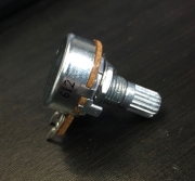 Potentiomètre alpha Logarithmique 5K ohms