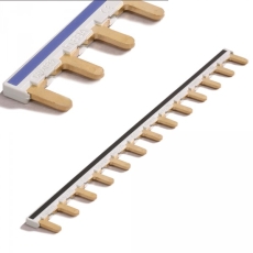 Peigne d’alimentation réversible 63 A 13 modules