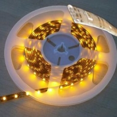 Ruban LED 24V Blanc Chaud 60 LEDS 5050 750 lumens par metre IP65 Rouleau de 5m