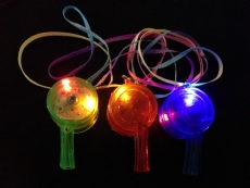 sifflet lumineux clignotant
