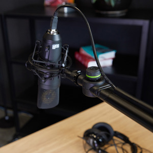Gravity MS TBA 01 - Pied de table flexible pour micro studio ou podcast