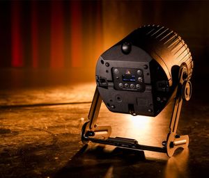 AX9 Astera Projecteur Led sur batterie WDMX IP65