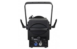 BT Théâtre 100MZ Briteq - Projecteur fresnel led 100W blanc chaud Zoom 15 - 45°