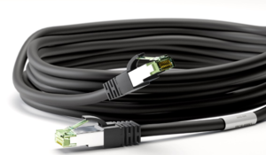 Câble CAT8.1 RJ45 S/ftp noir 25cm