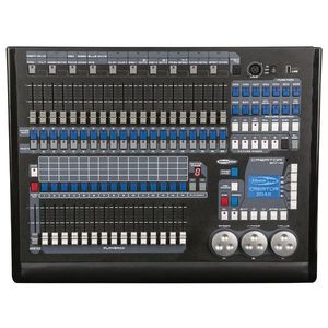 Console Showtec Creator 2048 4 univers en flightcase