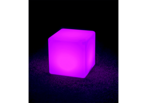 Cube RGB 40cm sur batterie et changeur de couleur