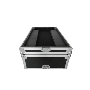 Flight case pour M32R live midas