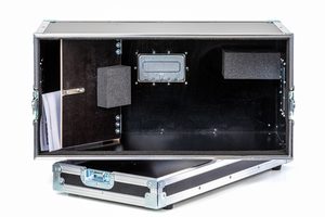 Flight case pour machine à fumée look  Cobra 3.1