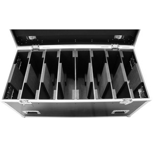 Flight touring case ADJ pour 8 AV4 IP