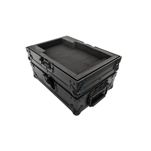 Flightcase noir pour Wolfmix W1