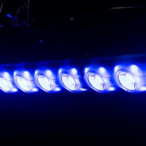 Eliminator Frost FX BAR RGBW - Barre led 14 X 3W RGBW + 84 leds RGB