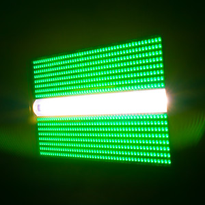 Jolt Panel FX ADJ - Stroboscope blinder couleur à LED