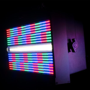 Jolt Panel FX ADJ - Stroboscope blinder couleur à LED