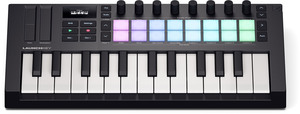 LAUNCHKEY-MN25-MK4 Novation – Clavier maître 25 mini touches 16 pads 8 rotatifs