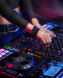 Contrôleur DJ USB Denon DJ - MCX8000