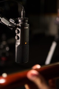 Microphone RODE NT-USB electret cardioïde avec sortie casque jack 3.5mm pour Podcast - studio