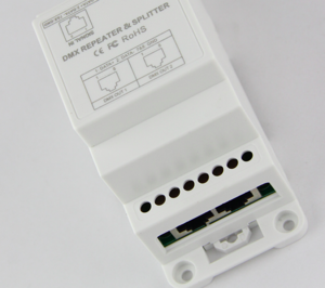 Splitter DMX pour rail din 1 entrée vers 2 sorties RJ45