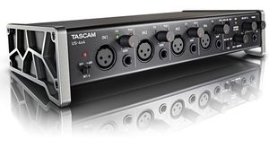 Carte son Tascam US-4x4 4 entrées micro 4 entrée line 4 sorties 96kHz 24 bits