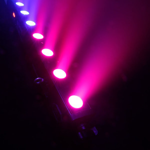 Barre Led - Cameo TRIBAR 200 IR - 12x3W  RGB avec télécommande IR