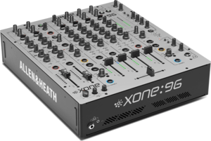 Allen & Heath XONE-96 console Club DJ 6 voies + carte son