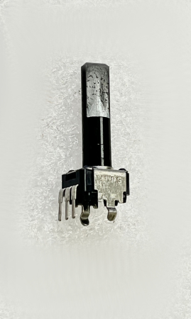 Image secondaire du produit Potentiomètre volume 20KA LC203A pour sub Yamaha MSR800