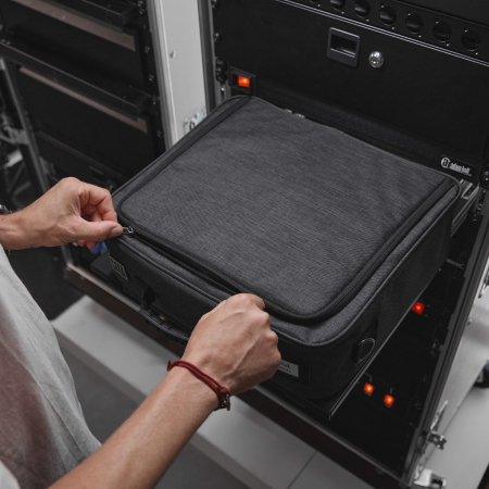 Image nº16 du produit ORGAFLEX® RACK BAG 03 - Sac d’organisation rembourré pour racks de 19″ (3U)
