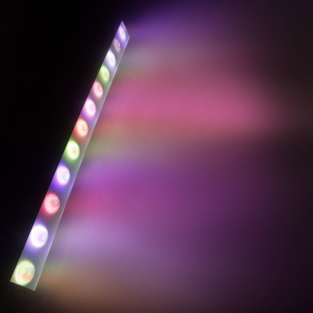Image nº6 du produit Cameo PIXBAR 600 PRO IP65 - Barre LED 12 x 12 W RGBWA+UV pour extérieur compatible RDM