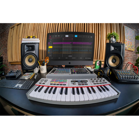 Image nº8 du produit MPKMINIPLUS-2 Akai Professional - Clavier 37 touches avec pads MPC et encodeurs