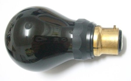 Image principale du produit LAMPE inactinique chambre noire B22 PF710B 220V 15W vert jaune
