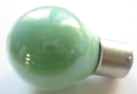Image principale du produit Ampoule sphérique B22 230V 15W vert  poudré