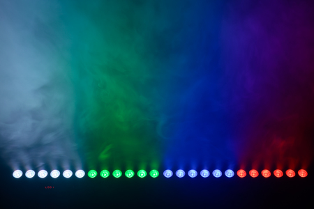 Image nº5 du produit BARWASH244 Algam Lighting - Barre 24 led 4W RGBW avec DMX et télécommande