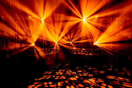Image nº14 du produit Blazor ChauvetDJ - Effet multifaisceaux led 115W.