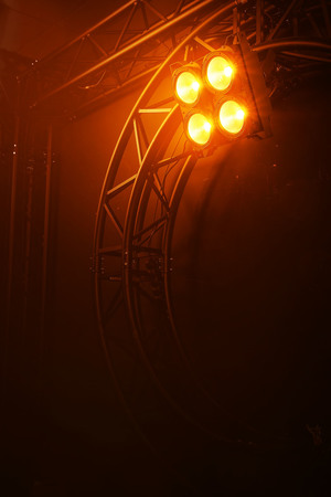 Image nº7 du produit BLINDER400 CW-WWA Algam Lighting – Blinder COB 4x 100W blanc froid / chaud / ambre