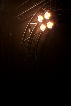 Image nº8 du produit BLINDER400 CW-WWA Algam Lighting – Blinder COB 4x 100W blanc froid / chaud / ambre
