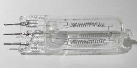 Image principale du produit LAMPE BRW 225V 2X500W SYLVANIA 61457