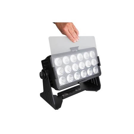 Image nº10 du produit BTI-AKKUCHROMA Briteq – Projecteur Led RGBL 180W IP65 sur batterie