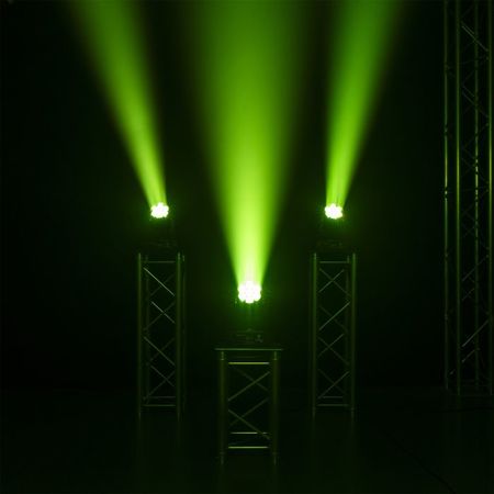 Image nº6 du produit COBRA 720 BeamZ - Lyre Wash 7 led 20W RGBW zoom 8 - 50°