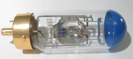 Image principale du produit LAMPE CRA 120V 300W G17q SYLVANIA