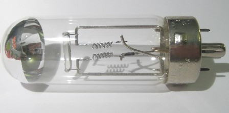 Image principale du produit LAMPE CWD 130V 300W G17q PHILIPS 6280c/05