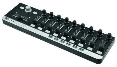 Image principale du produit Controlleur midi Omnitronic FAD-9 universel 9 faders