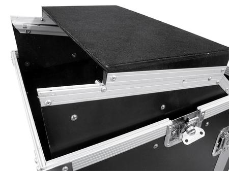 Image nº6 du produit Flight case pour régie Combo 6U vertical et 10U horizontal avec tablette